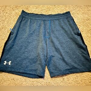 UNDER ARMOUR Men’s Loose Fit Shorts